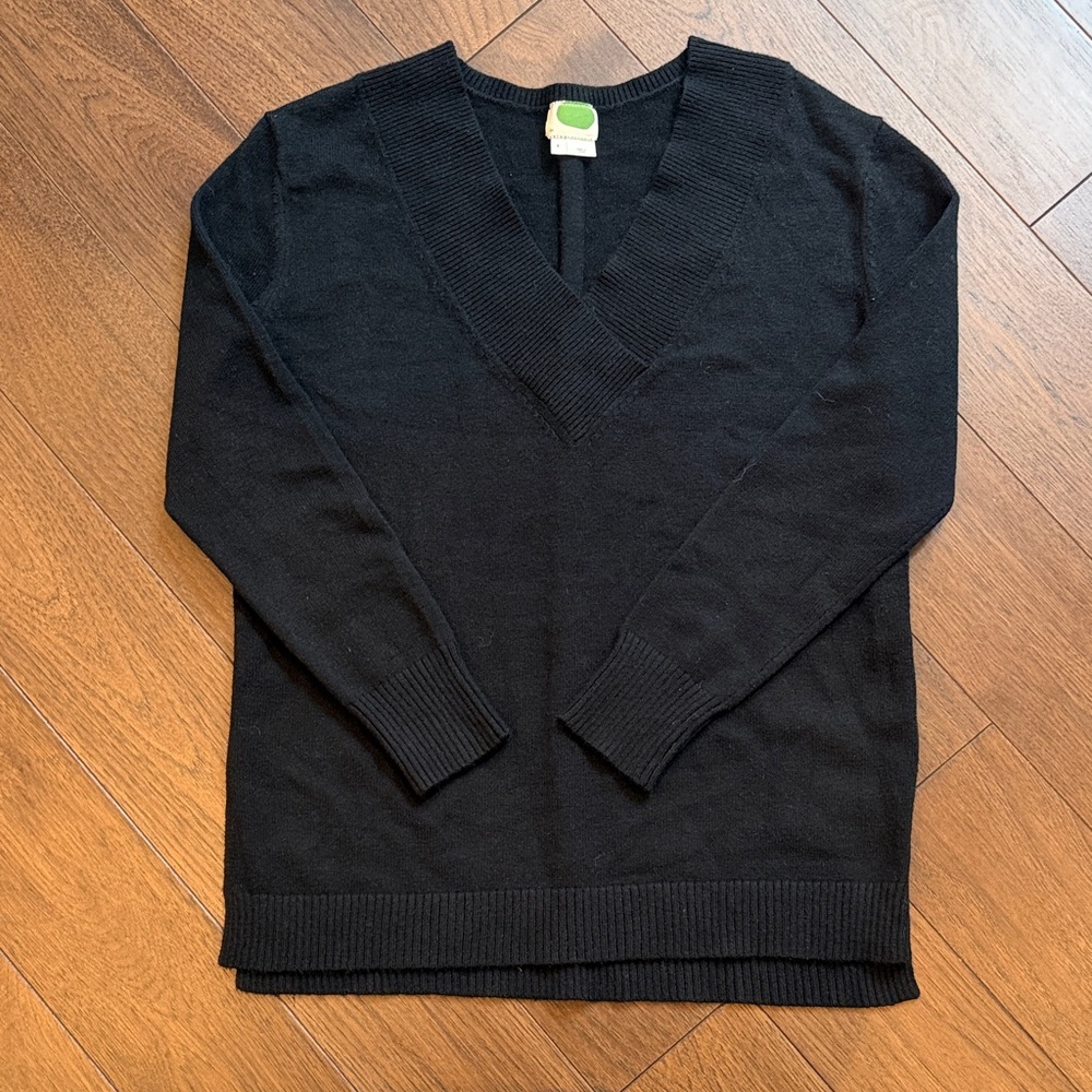 Anthropologie Moth Black V-Neck Sweater Size Small C5-046